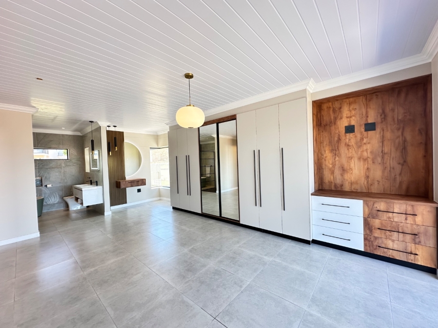 3 Bedroom Property for Sale in Monte Christo Western Cape